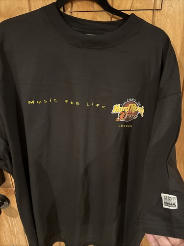Hard rock cafe - cafe, 30
